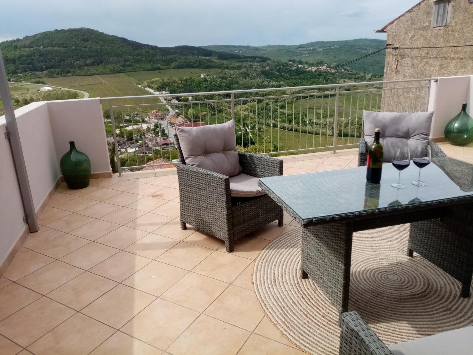 Studio Apartman Bel Vedere Motovun Eksteriør bilde